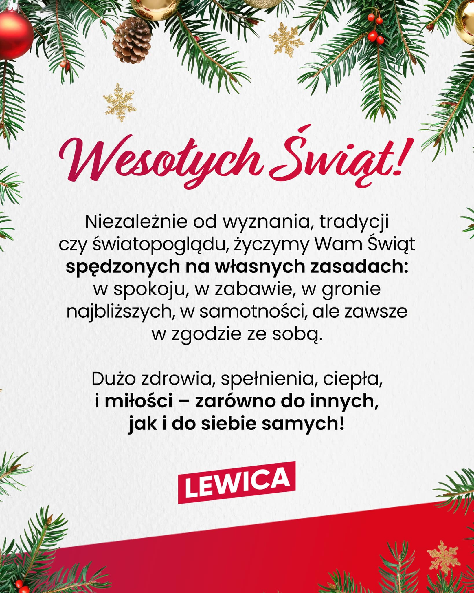 Świąteczna kartka z gałązkami iglaków i ozdobami, na której widnieje czerwony napis „Wesołych Świąt!”, tekst życzeń oraz logo Lewica na dole.