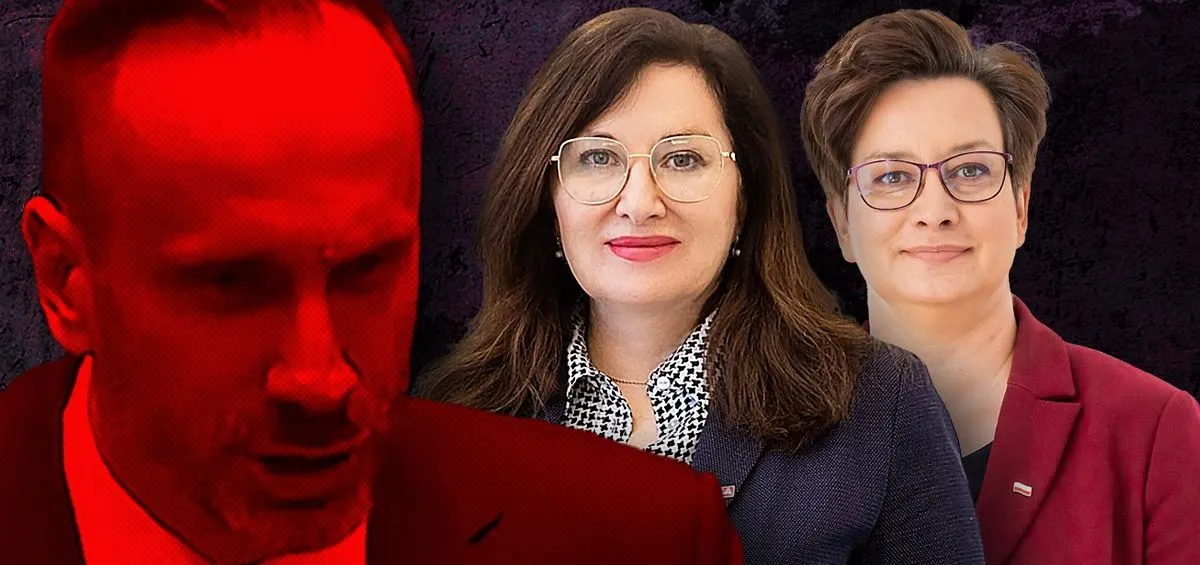 Trzy osoby stoją na ciemnym tle: dwie kobiety w garniturach (granatowym i bordowym) oraz mężczyzna po lewej w czerwieni.